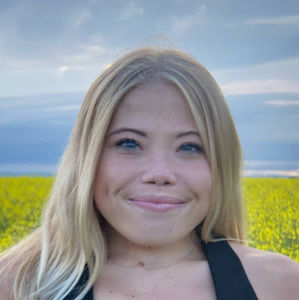 Meet your Posher, Korie